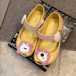 Mini Melissa ultra girl yellow unicorn
